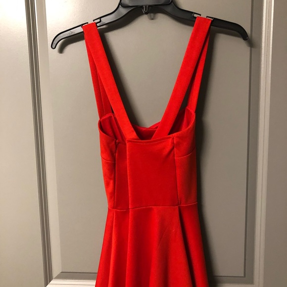 Dress - Picture 2 of 4